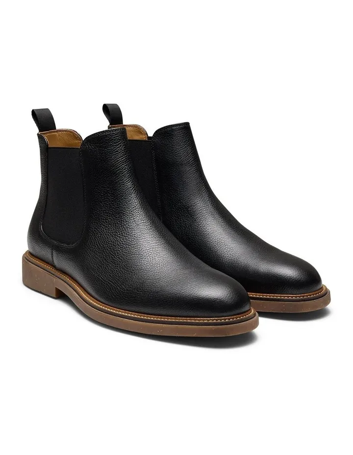 Baker Chelsea Boots in Black