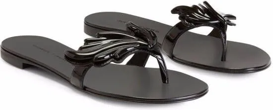 Giuseppe Zanotti Cruel patent-effect flip flops Black