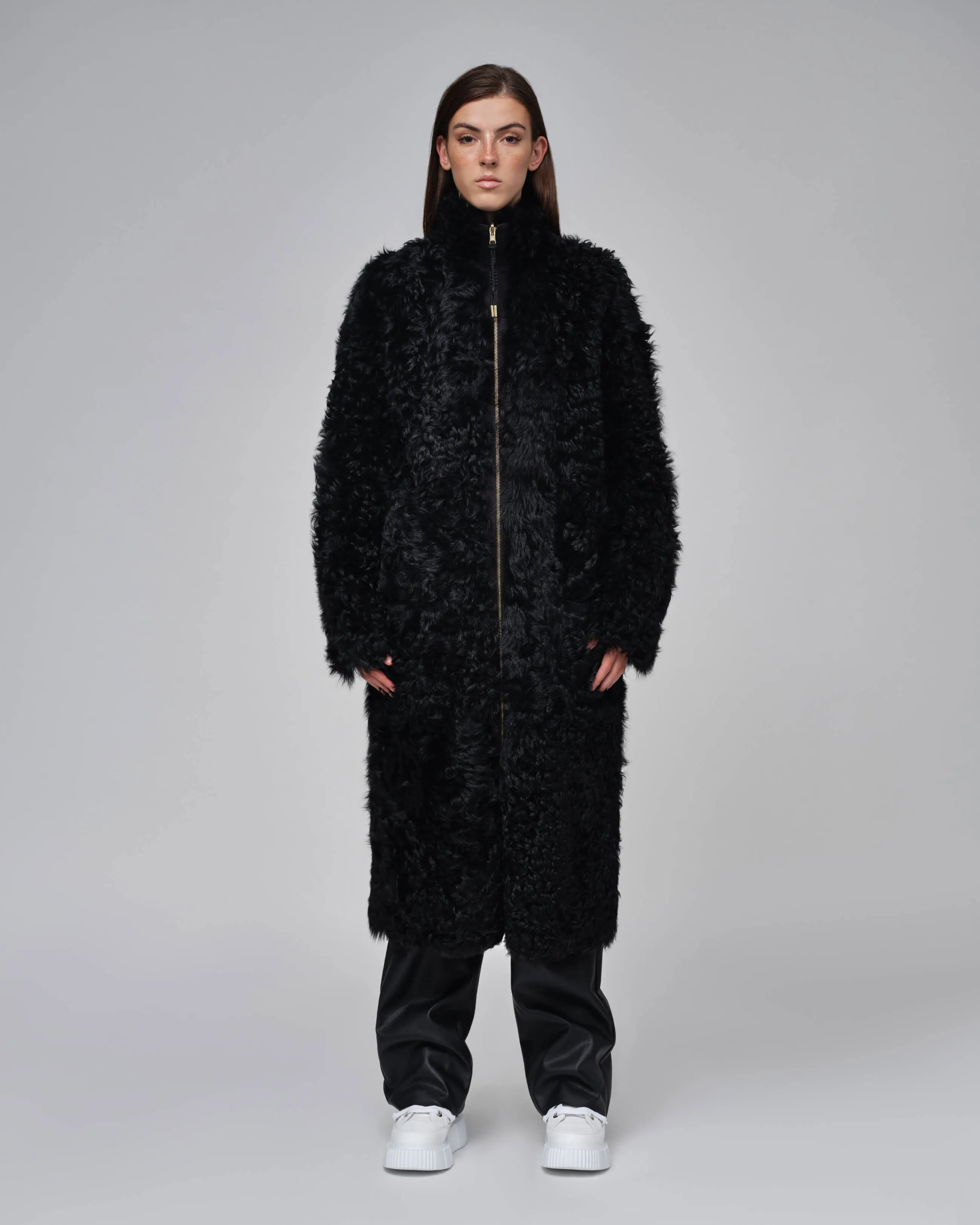  INUIKII Shearling Coat Black 