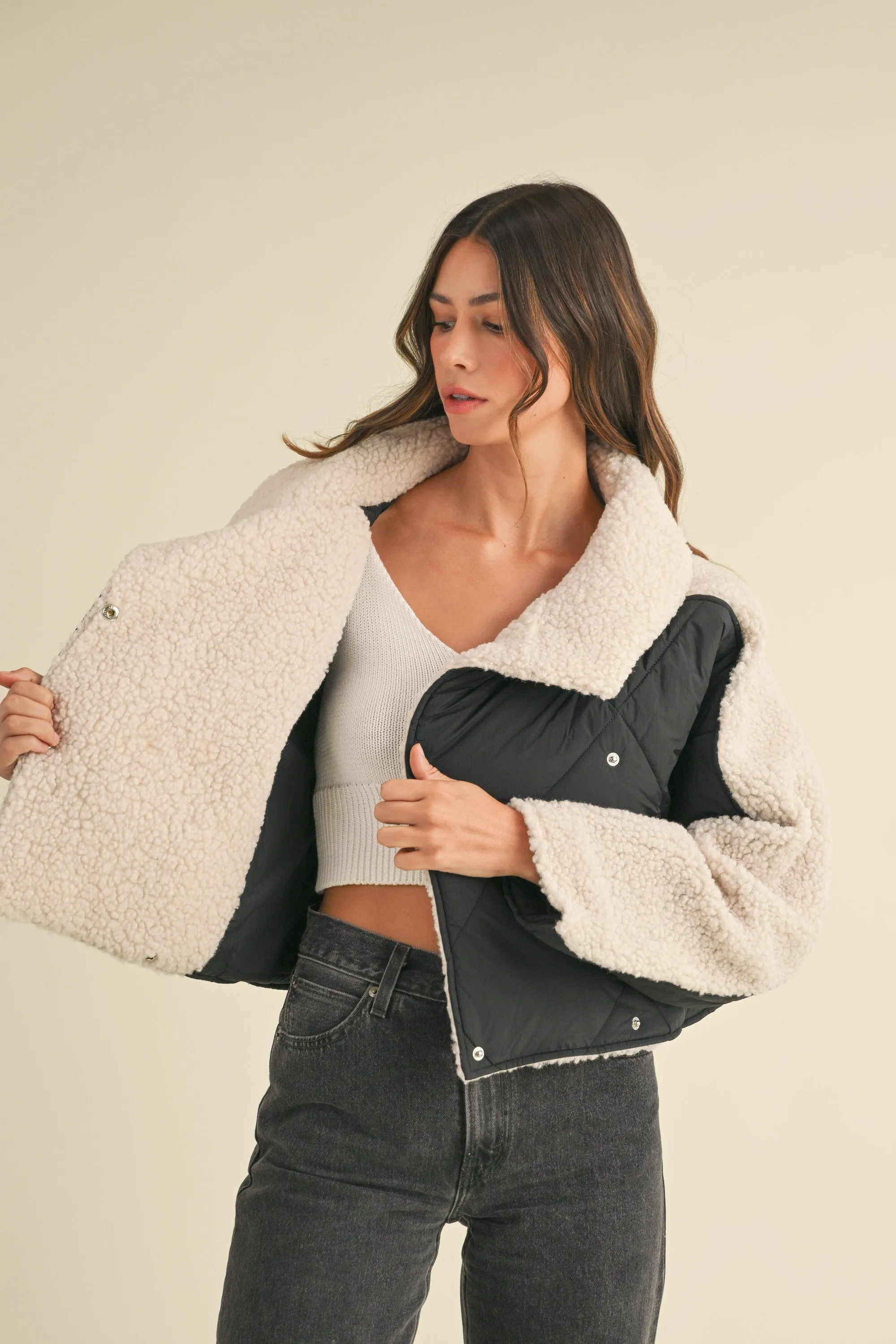 Jacey Quilted Jacket With Fluffy Shearling in Black