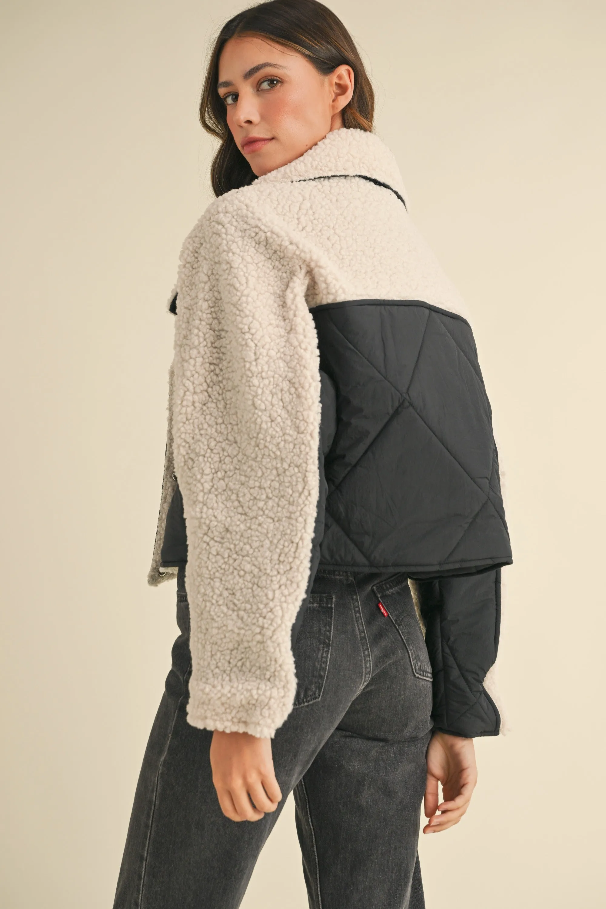 Jacey Quilted Jacket With Fluffy Shearling in Black