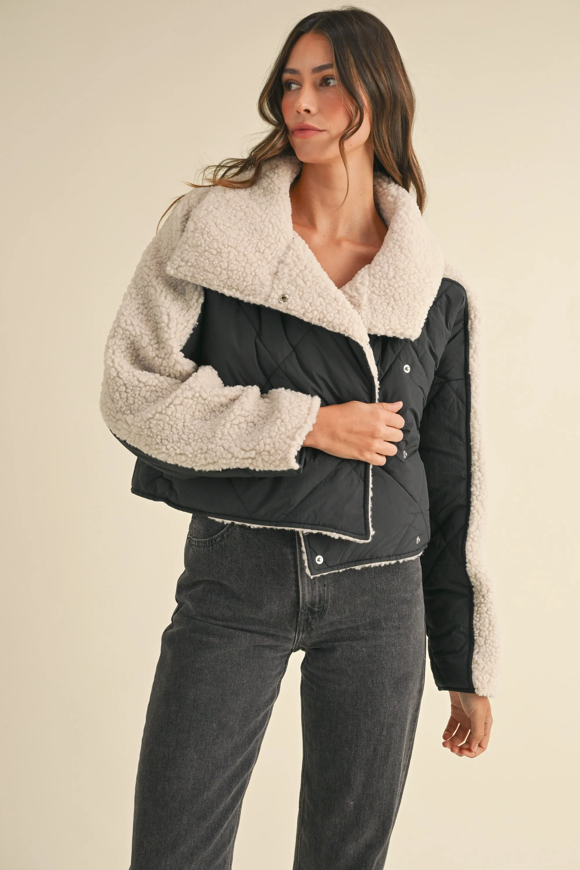 Jacey Quilted Jacket With Fluffy Shearling in Black