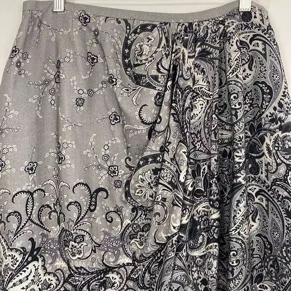 Lafayette 148NWT Gray Print Skirt