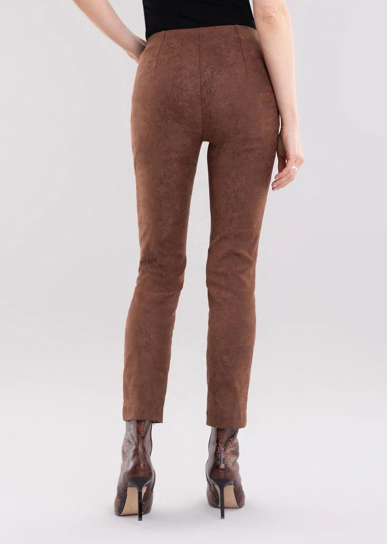 Lisette Delany Suede Pants in Chocolate - 892683