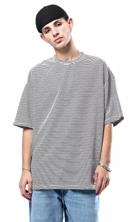 O180759 Relaxed Fit Striped Black & White Rayon Tee