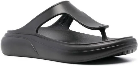 Stuart Weitzman open toe flip flops Black