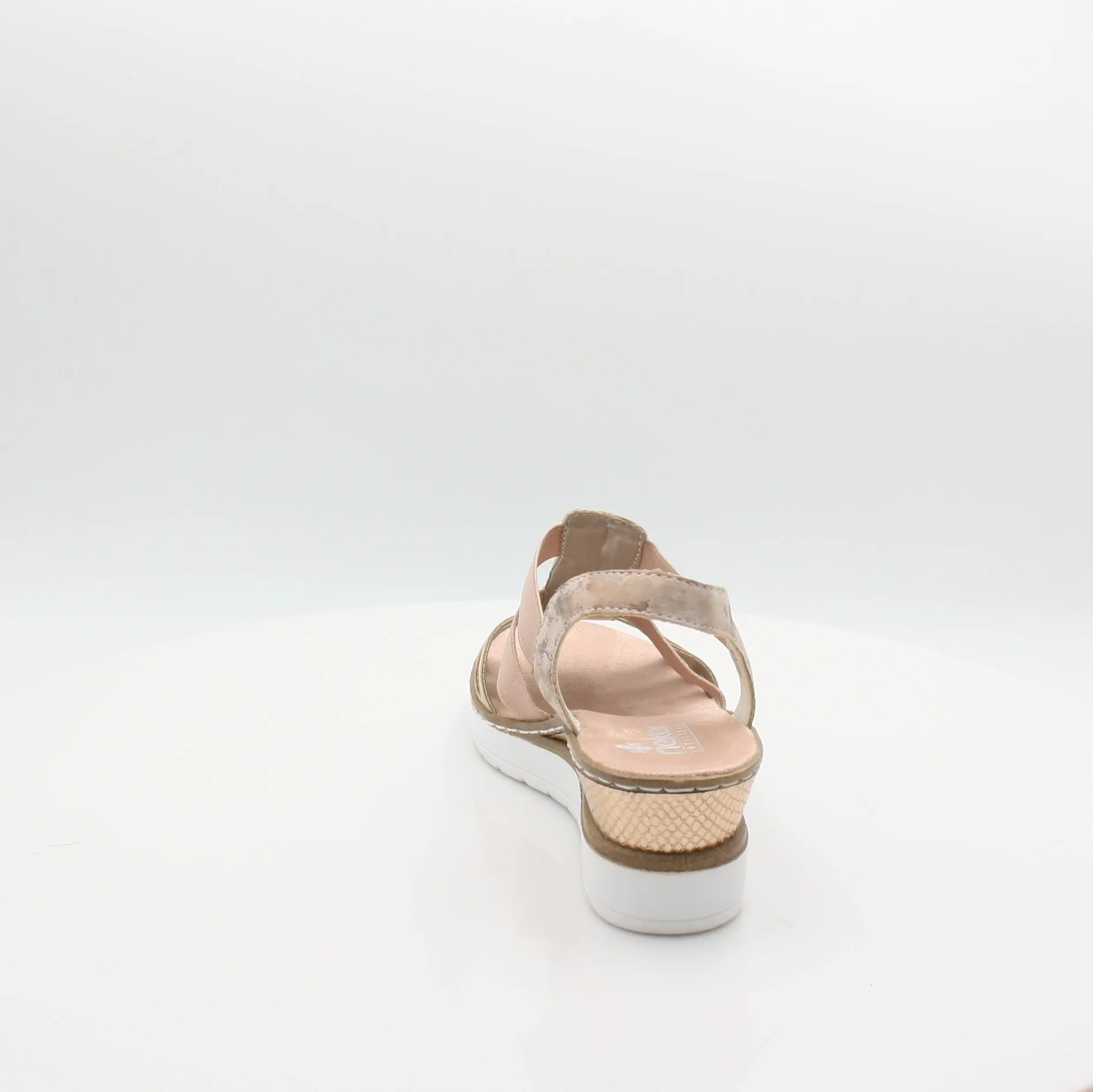 V3822  RIEKER 24 SANDALS