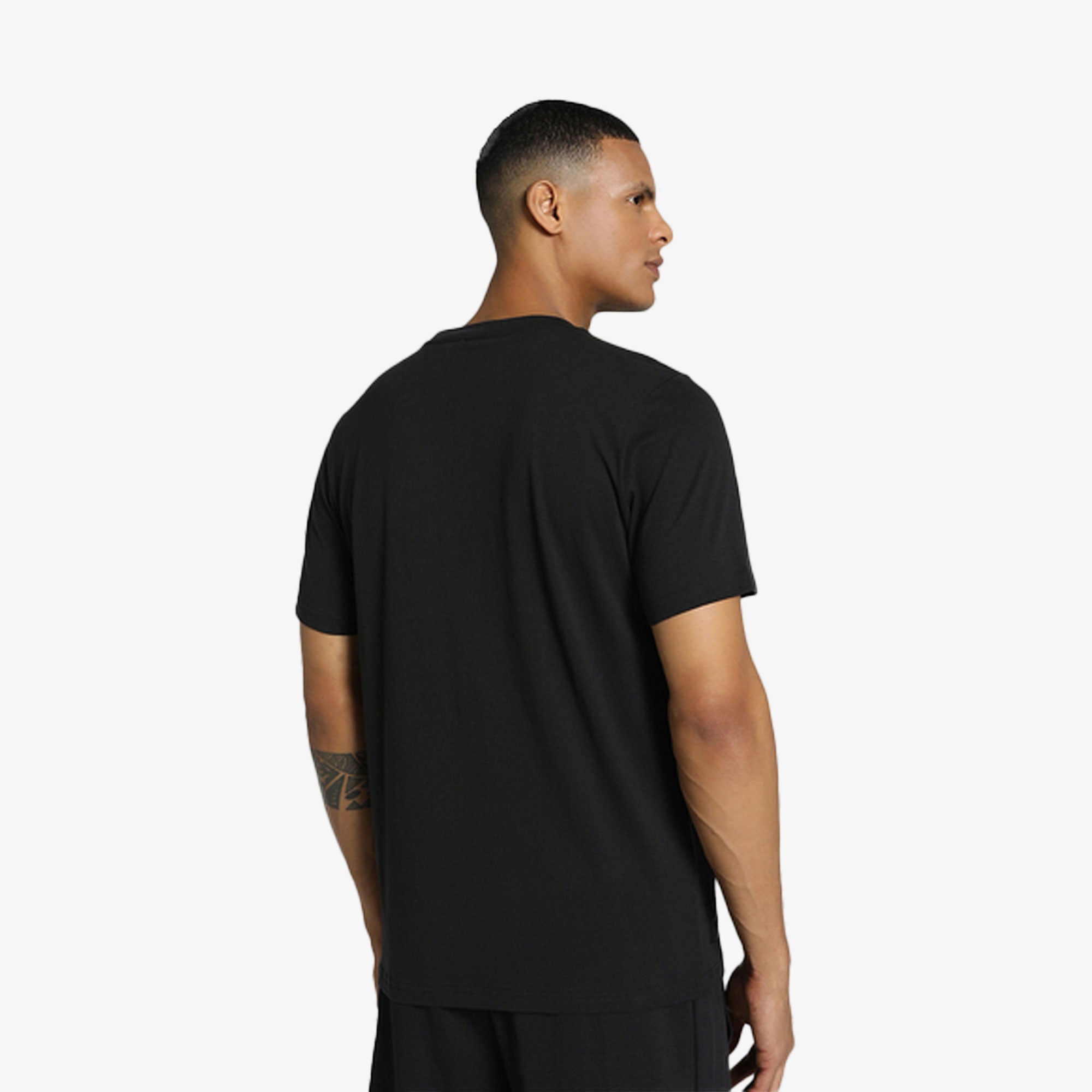 X ONE PIECE GRAPHIC TEE 'PUMA BLACK'